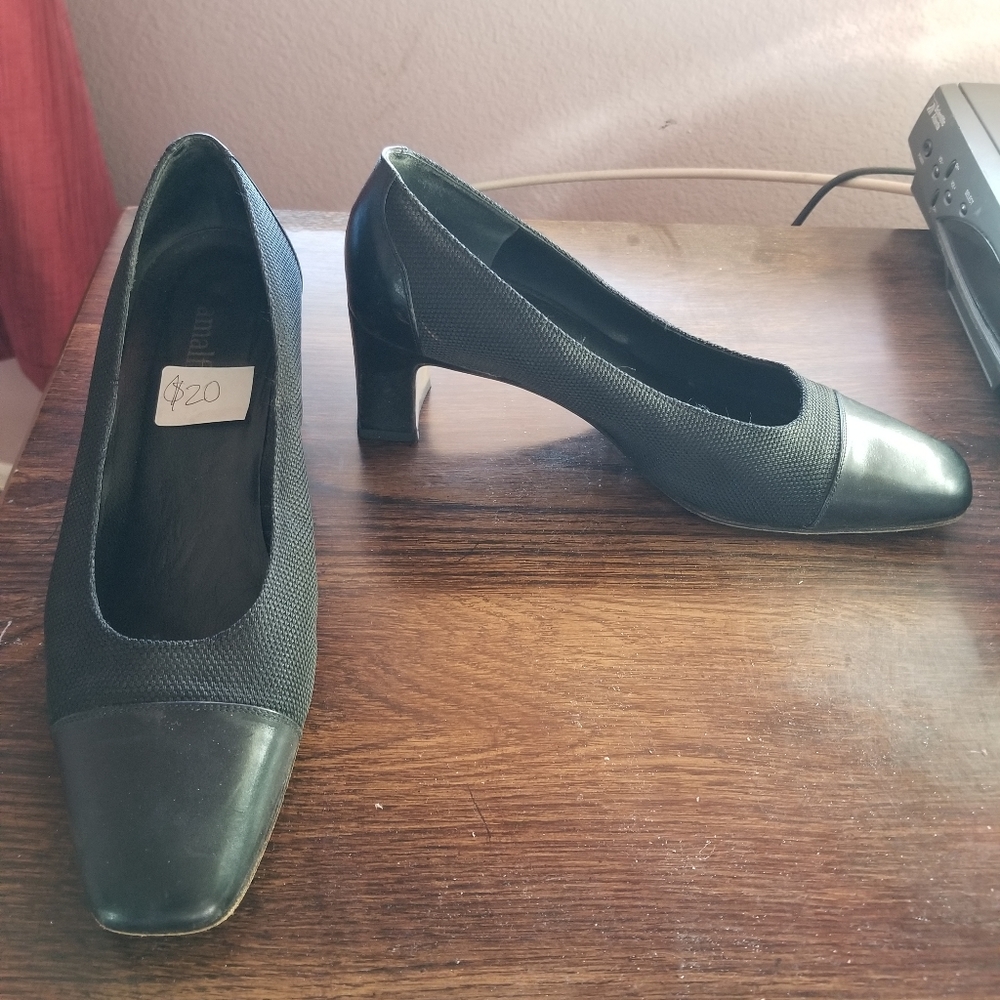 Shoe